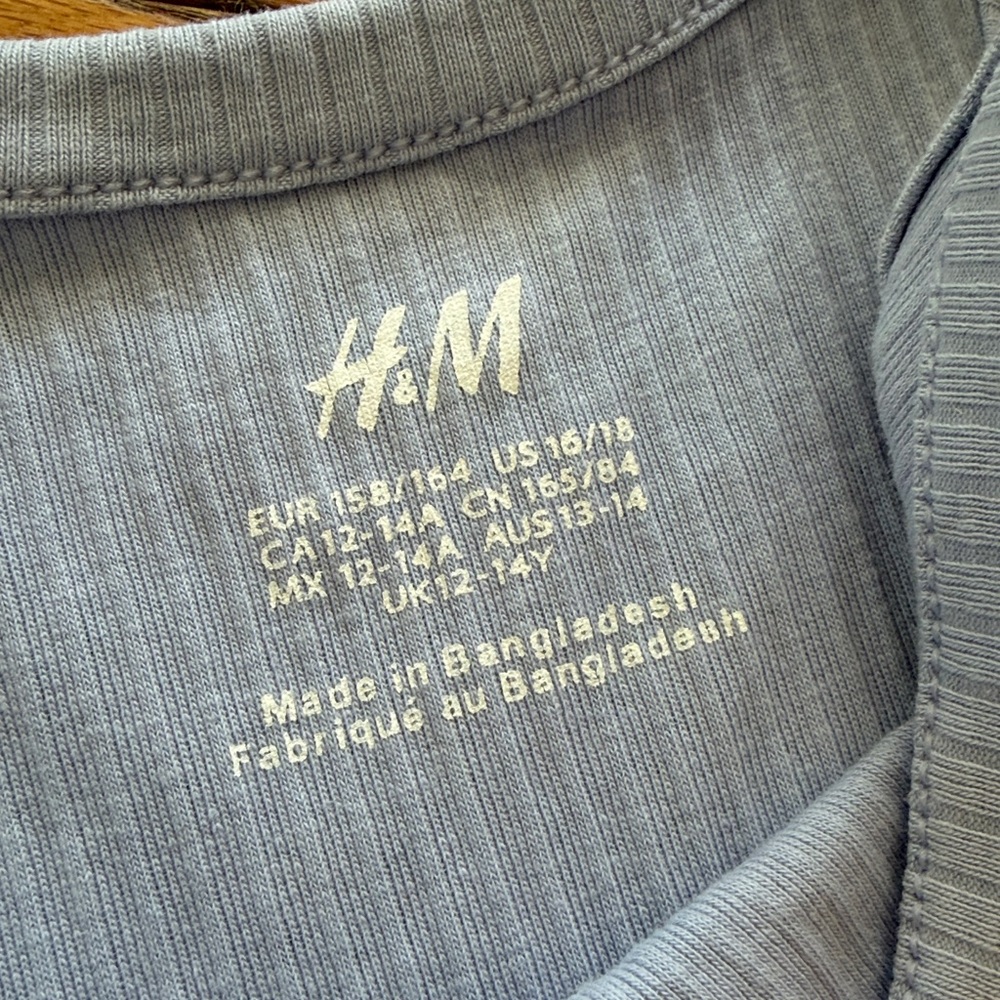 H&M Stretchy Ribbed Dress - Picture 2 of 5